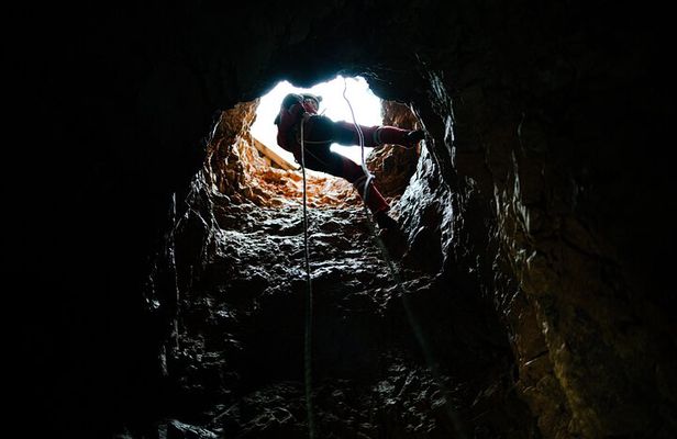 TOUR THE UNDERGROUND WITH NO EXPERIENCE REQUIRED Abseil tour
