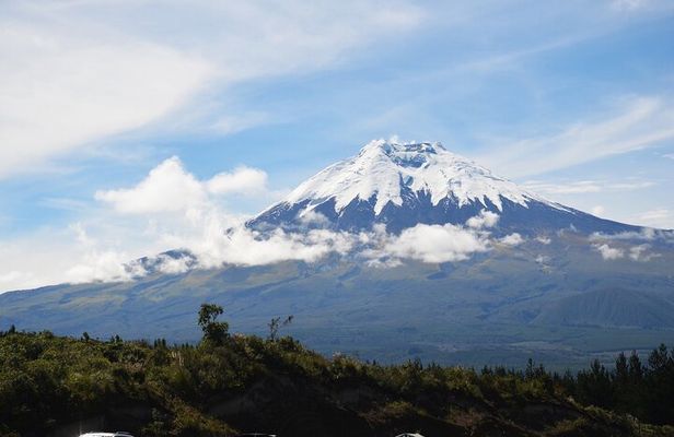 8-day tour through the mountains and Amazon of Ecuador