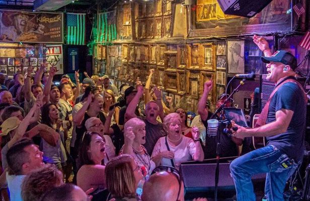 Nashville Sips & Sounds: A Moonshine and Whiskey Adventure