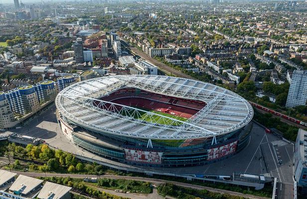 Private Car - London Premier League Football Teams Stadiums Tour