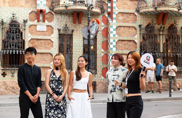 Barcelona Gaudi Houses Tour: Casa Vicens, Pedrera & Casa Batlló