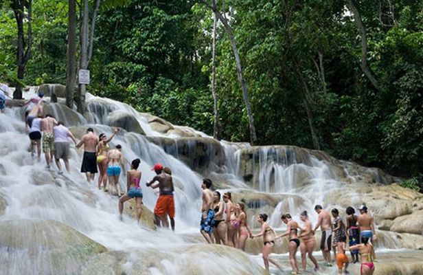 Ultimate Dunn's River Falls hike and swim and Natural wonder