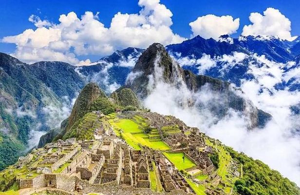 Cusco 7 days Tour in Machu Picchu, Humantay Lake and Vinicunca