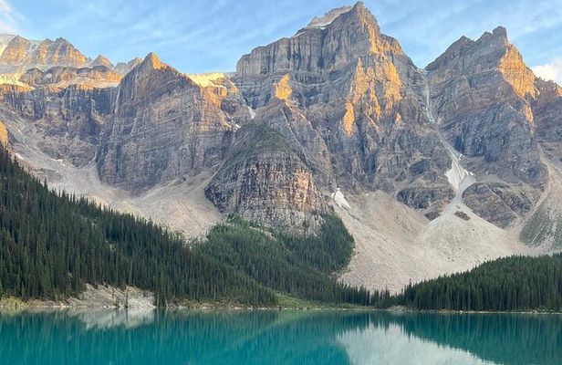 Sunset Tour Moraine Lake Lake Louise from Calgary Canmore Banff