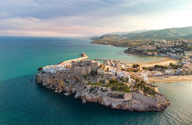 From Valencia: Day Tour in Peniscola, Game of Thrones