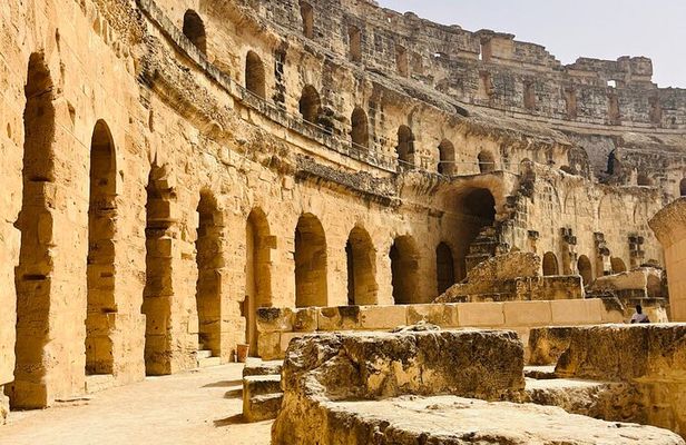 2 Day Private Desert Adventure to Tunisia Sahara Camp and Ruins