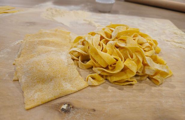 Rome Fresh Pasta & Tiramisu Cooking Class near Termini Station