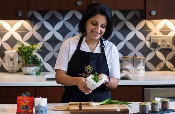 Private Atlanta Cooking Class with a Fun Local Chef Naina