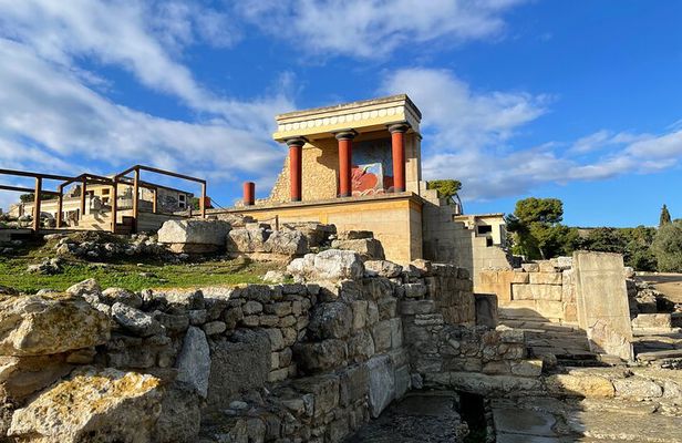 Private Tour of Knossos Minoan Palace and Archaeological Museum