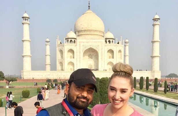 All Inclusive Taj Mahal, Agra Fort & Baby Taj Day Tour By Car