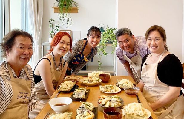 Ramen,Gyoza,Udon,Tempura-Making experience in Yokohama home