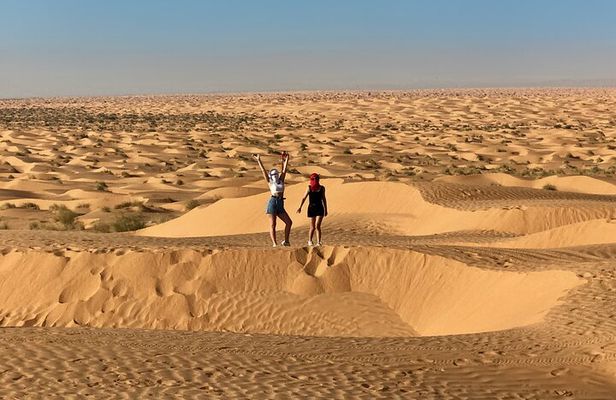 Private Day Trip to Ksar Ghilane with Lunch