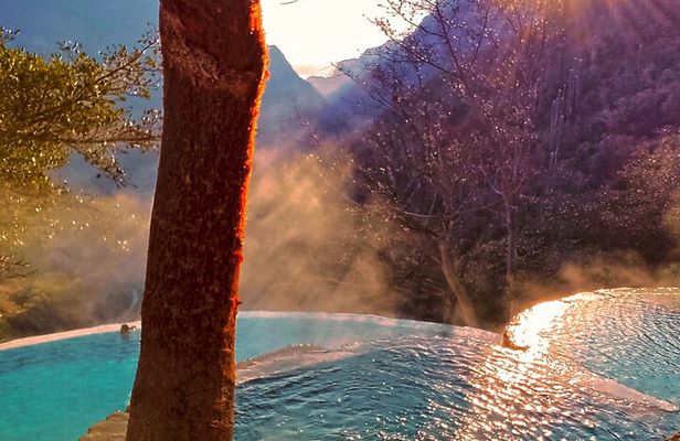 Tolantongo hot springs from CDMX