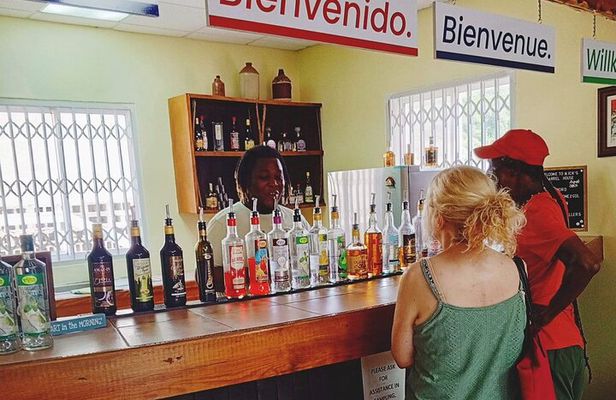 Bar Hopping and Grenadian Rum Tasting Tour