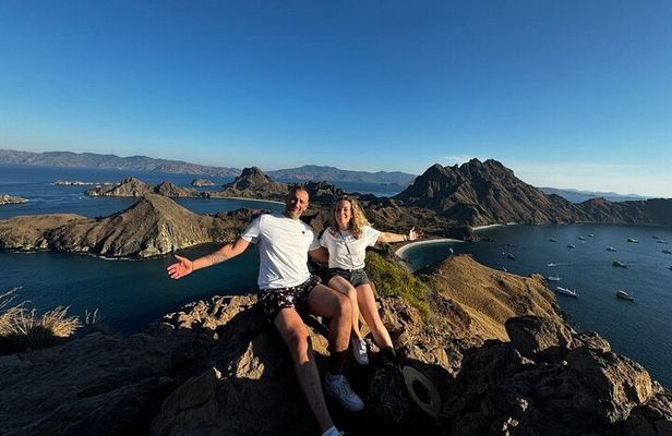 Komodo Islands with Speedboat in Labuhan Bajo