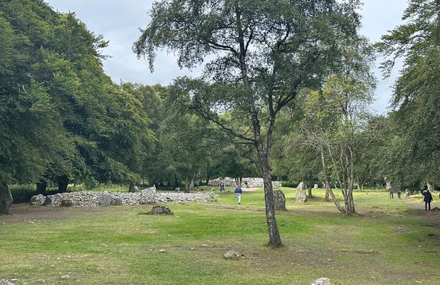 Loch Ness, Cawdor Castle, Outlander Sites & More from Inverness