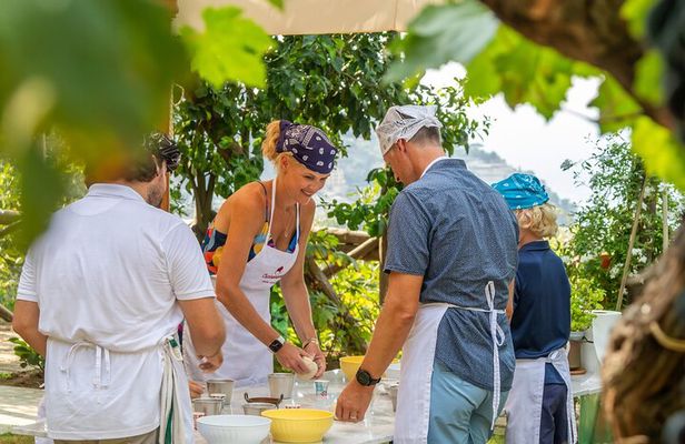 Sorrento Pizza School from Dough Magic to Oven Mastery