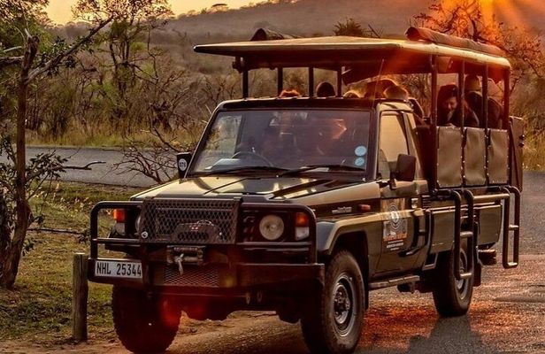 Hluhluwe-Imfolozi Park Half-day Big Five Safari Adventure
