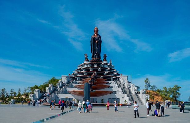 Black Virgin Mountain Sightseeing Day Tour in Tay Ninh