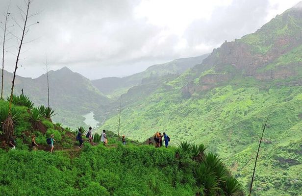 Hike Serra Malagueta to Principal Valley From Tarrafal