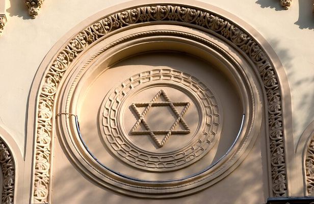 Private Tour of Warsaw Ghetto, Jewish Cemetery, POLIN Museum