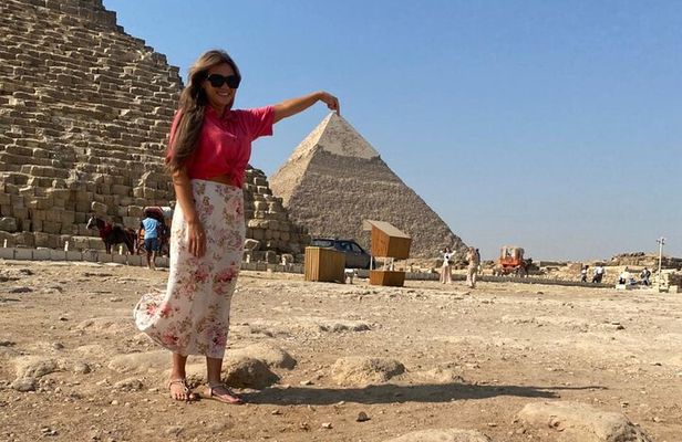 Day Tour To Giza Pyramids, Great Sphinx, Egyptian Museum, Bazzar