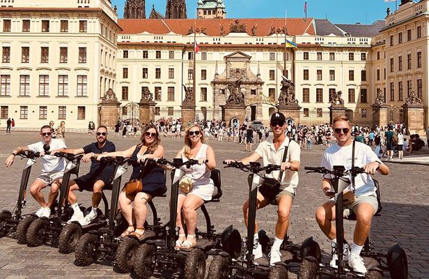 Electric Guided tours in Prague