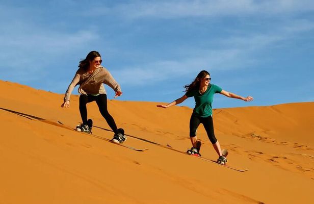 Sandboarding in Agadir / Sandboarding in Taghazout