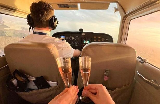 Miami Beach: Luxury Plane Tour with Free Champagne