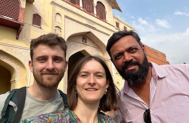 Full day Jaipur by car and Guide