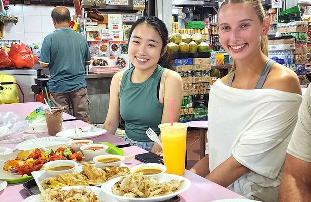 PRIVATE Singapore Food Walking Tour in Chinatown & Little India