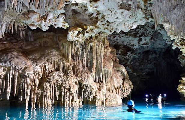Rio Secreto Natural Reserve