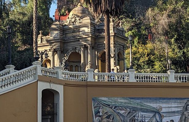 3 Hours Santiago Blend Walking Tour
