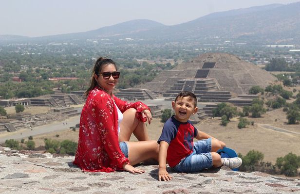 From cdmx: Teotihuacan and Basilica of Guadalupe all inclusive
