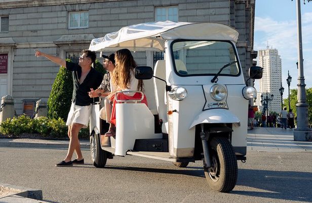 Madrid : The Signature Tuk Tuk Ride by Privé Experiences
