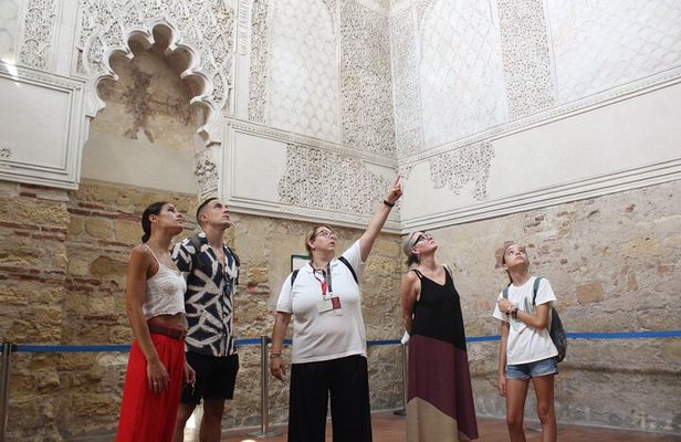 Cordoba Mosque and Jewish Quarter Guided Tour