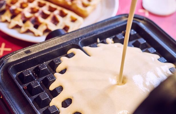 The Waffles 'n Beer Workshop in Brussels Centre
