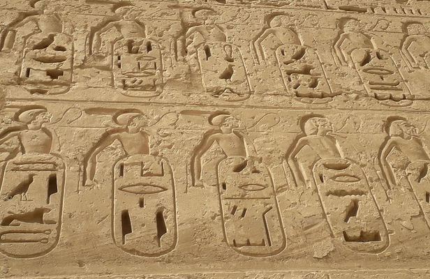 Private Luxor West Bank: Kings, Queens & Medinet Habu