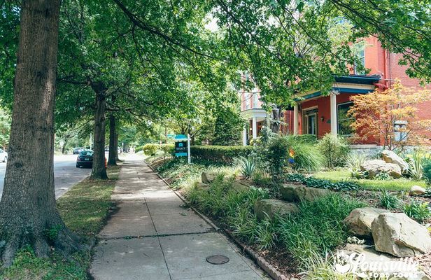 Pride Plates: Kentucky Queer History & Food Tour