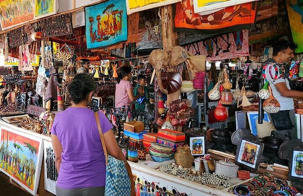 Nairobi Tour Giraffe Centre ,Beads factory and Bomas of Kenya