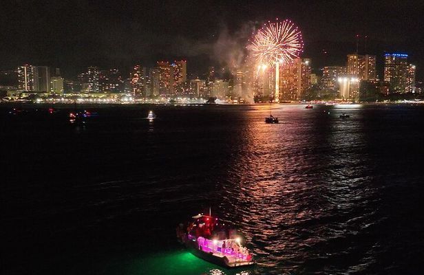 Waikiki Friday Fireworks Party Cruise with Live DJ & Full Bar