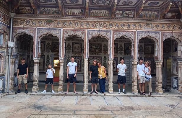 Jaipur to Shekhawati & Mandawa Full Day Private Tour