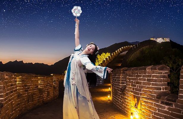 Twilight Glow at Mutianyu Great Wall Evening Bus Tour with Ticket