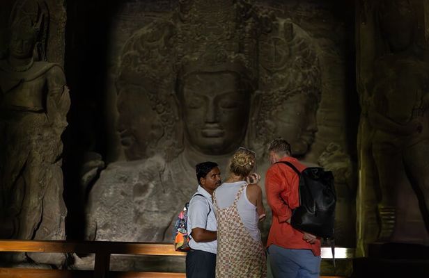 Guided Tour of Elephanta Caves in Mumbai