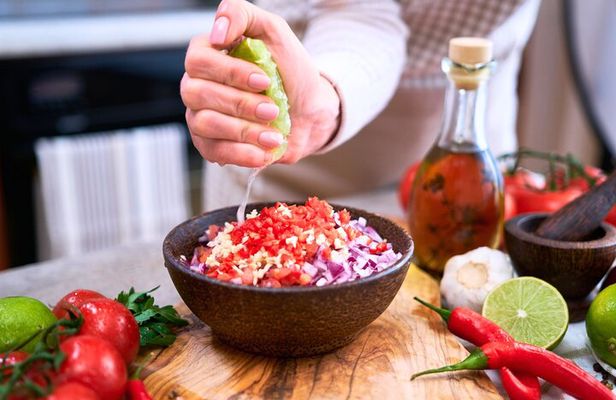 Tortilla and Salsa Cooking Class With Local Chef in Mexico City