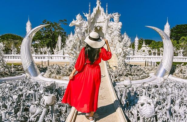 Chiang Mai to Chiang Rai Visit the White, Blue, and Red Temples