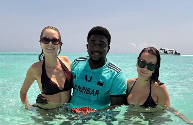 Mnemba Private Snorkeling Experience