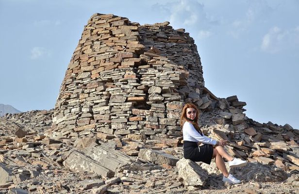 Oman 3-Days 2-Night Shared Roundtrip Tour – Explore Oman's Best
