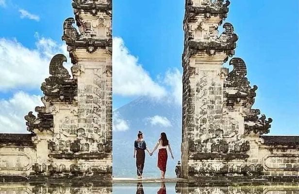 Private Best Tour Lempuyang Temple, Tirta Gangga, Teraz Agro