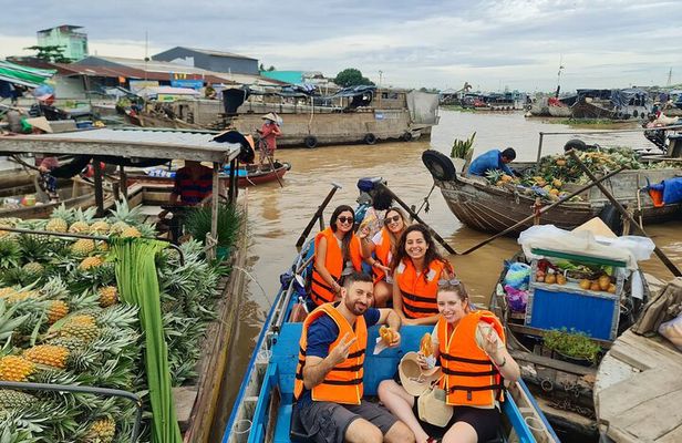 From Ho Chi Minh: 2- Days Mekong and Cai Rang Floating Market